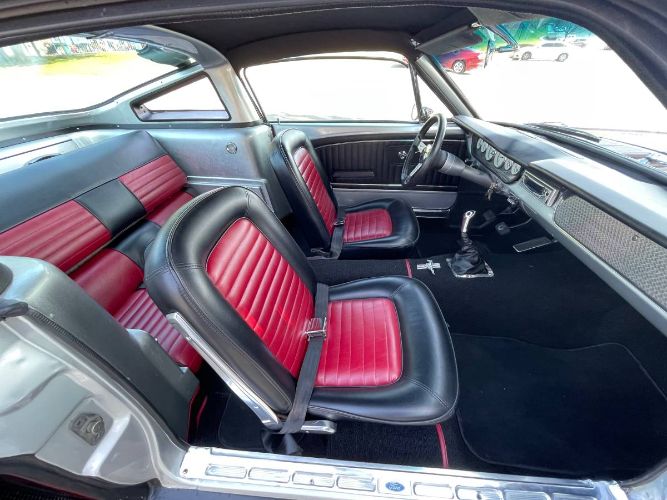 Unknown-Mustang-1965-14
