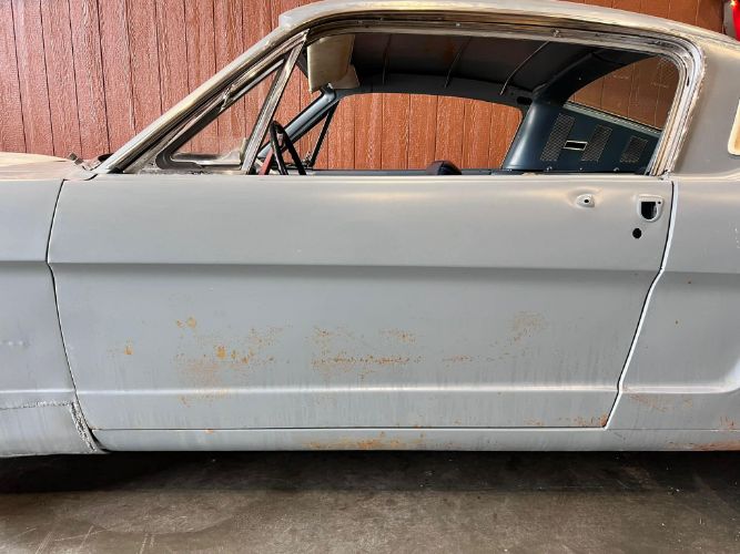 Unknown-Mustang-1965-38