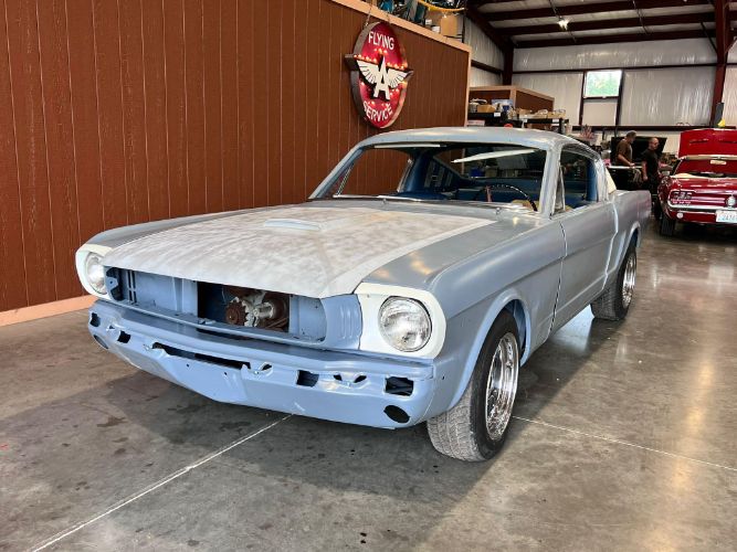 Unknown-Mustang-1965-39