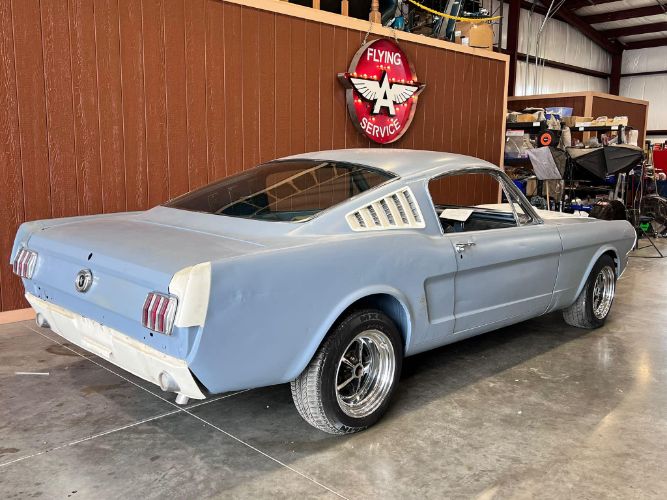 Unknown-Mustang-1965-4
