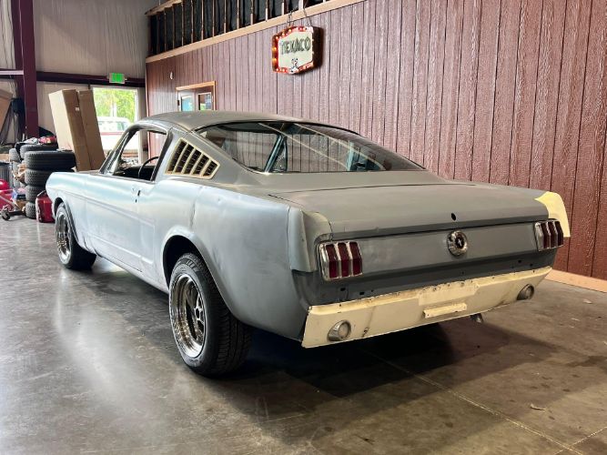 Unknown-Mustang-1965-46