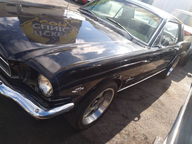Unknown-Mustang-1965-Black-5