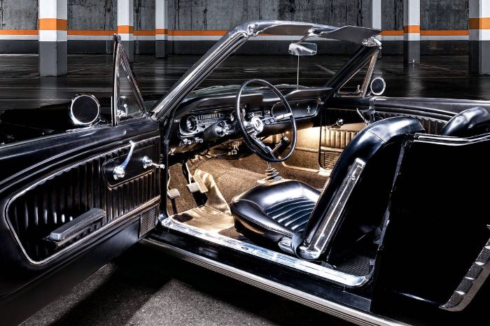 Unknown-Mustang-1965-Black-Black-Vinyl-13