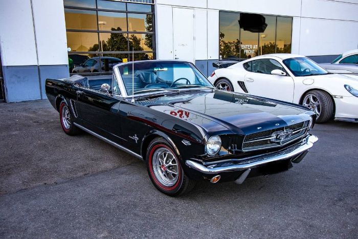 Unknown-Mustang-1965-Black-Black-Vinyl