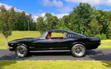 Unknown-Mustang-1965-Black-Red