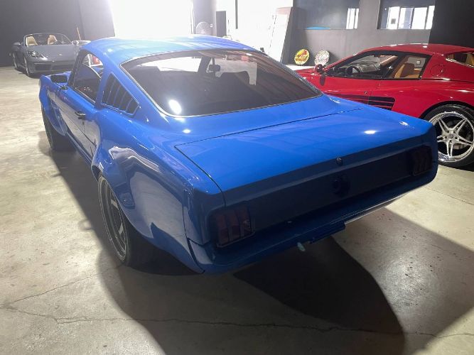 Unknown-Mustang-1965-Blue-2
