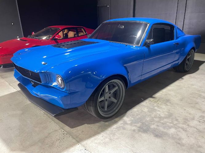 Unknown-Mustang-1965-Blue-5