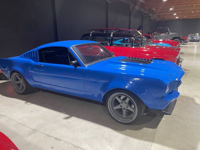 Unknown-Mustang-1965-Blue