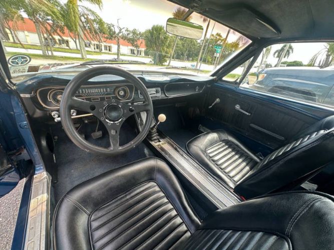 Unknown-Mustang-1965-Blue-Black-21
