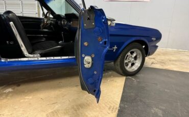 Unknown-Mustang-1965-Blue-White-Black-22