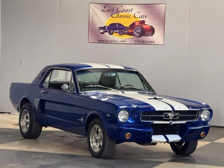 Unknown-Mustang-1965-Blue-White-Black-34