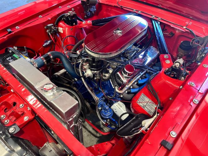 Unknown-Mustang-1965-Candy-Apple-Red-30