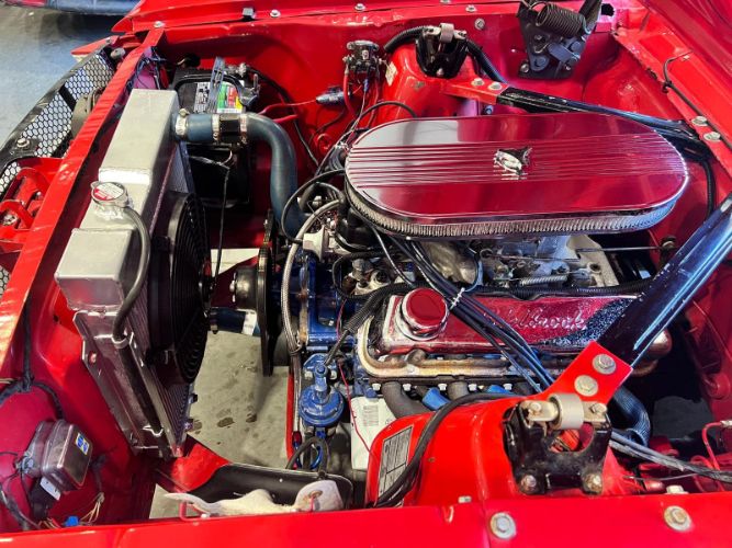 Unknown-Mustang-1965-Candy-Apple-Red-33