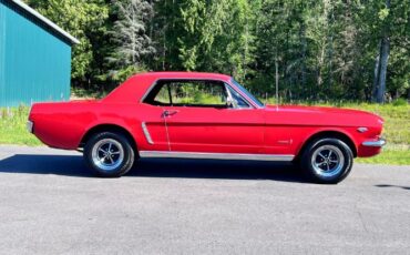 Unknown-Mustang-1965-Candy-Apple-Red-45