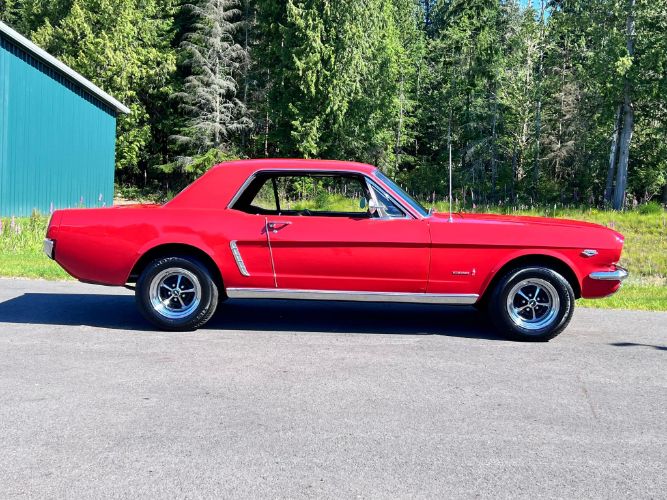 Unknown-Mustang-1965-Candy-Apple-Red-45