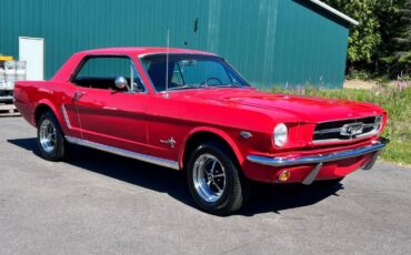 Unknown-Mustang-1965-Candy-Apple-Red-46