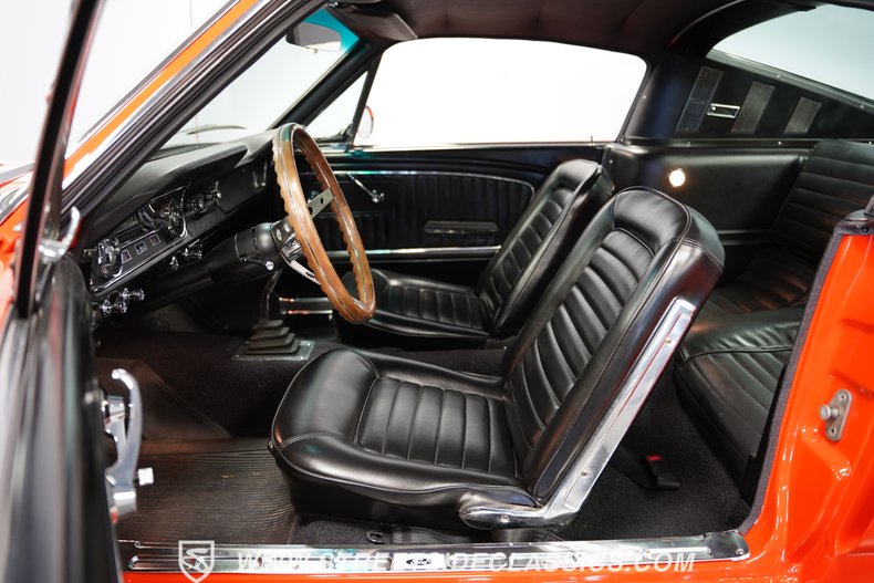 Unknown-Mustang-1965-Orange-Black-2