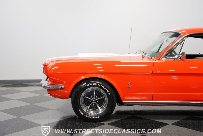 Unknown-Mustang-1965-Orange-Black-29