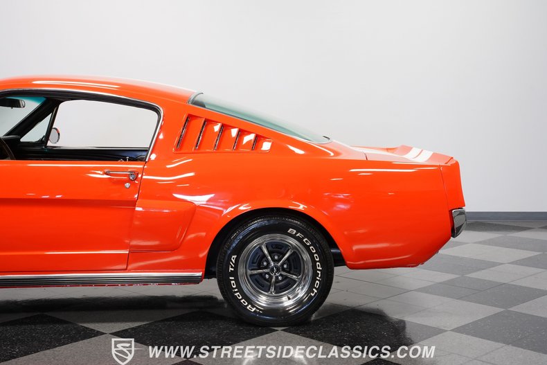 Unknown-Mustang-1965-Orange-Black-30