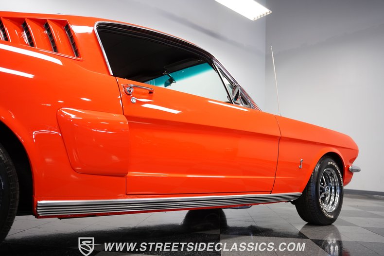 Unknown-Mustang-1965-Orange-Black-37