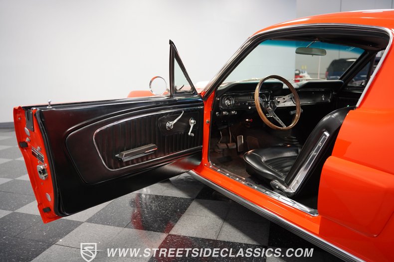 Unknown-Mustang-1965-Orange-Black-46
