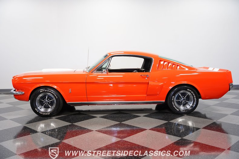 Unknown-Mustang-1965-Orange-Black