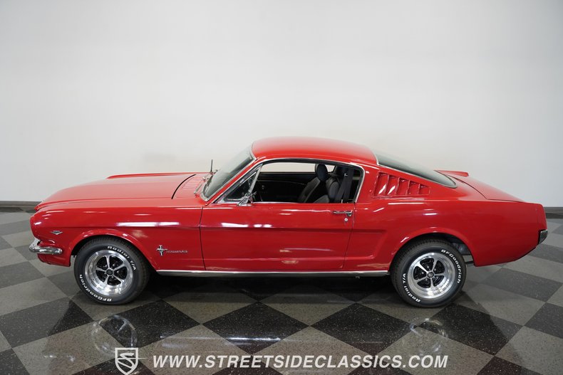 Unknown-Mustang-1965-Poppy-Red-Black-11