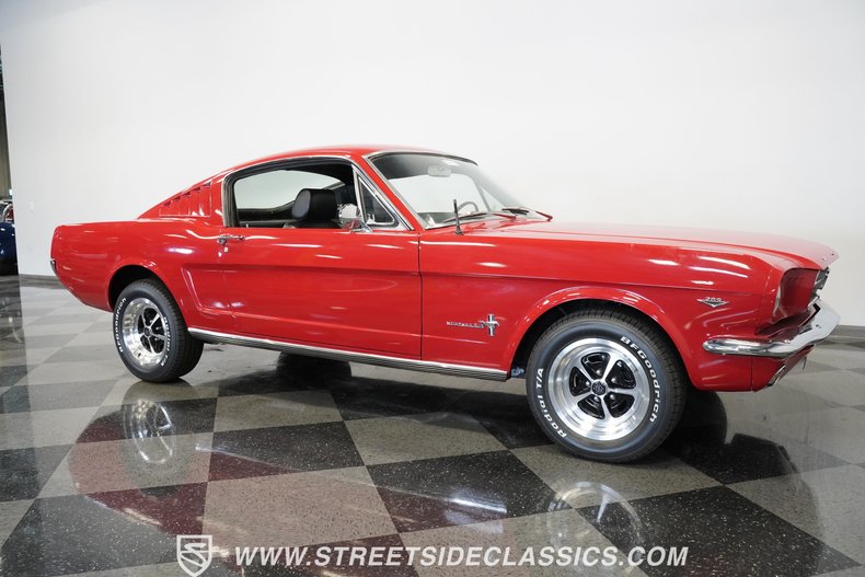 Unknown-Mustang-1965-Poppy-Red-Black-37