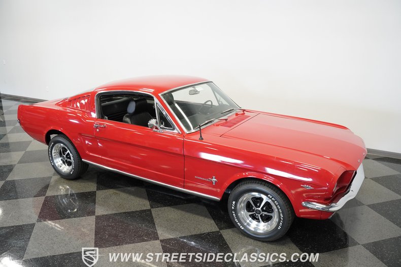 Unknown-Mustang-1965-Poppy-Red-Black-38