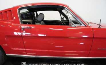 Unknown-Mustang-1965-Poppy-Red-Black-40