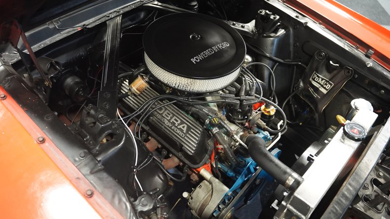 Unknown-Mustang-1965-Poppy-Red-White-12