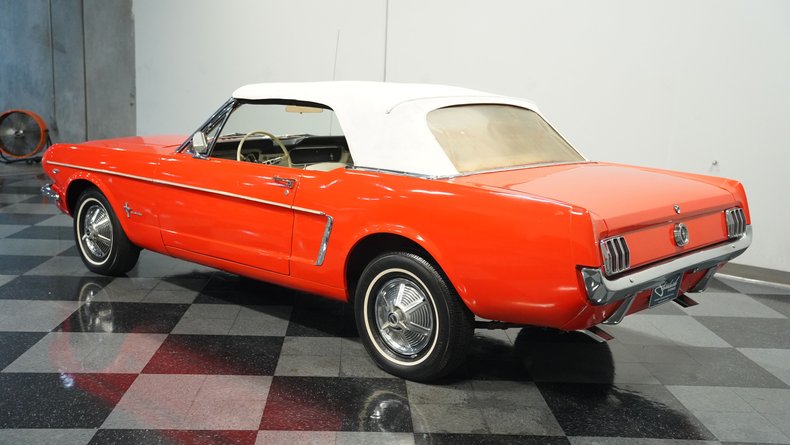 Unknown-Mustang-1965-Poppy-Red-White-17