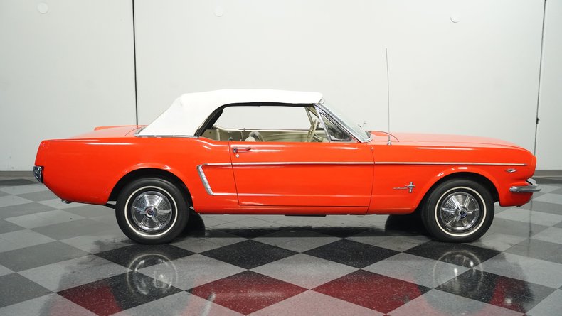 Unknown-Mustang-1965-Poppy-Red-White-22