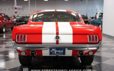 Unknown-Mustang-1965-Rangoon-Red-Black-10
