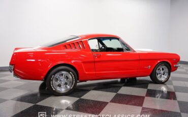 Unknown-Mustang-1965-Rangoon-Red-Black-14