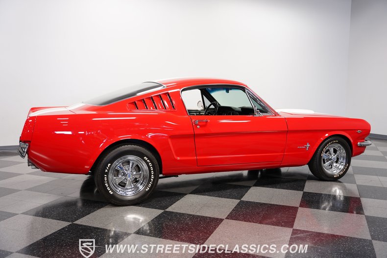 Unknown-Mustang-1965-Rangoon-Red-Black-14