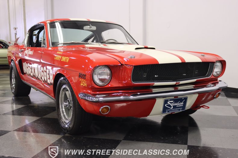 Unknown-Mustang-1965-Rangoon-Red-Black-14