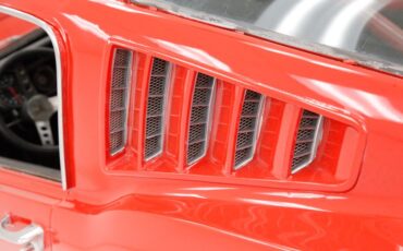 Unknown-Mustang-1965-Rangoon-Red-Black-25