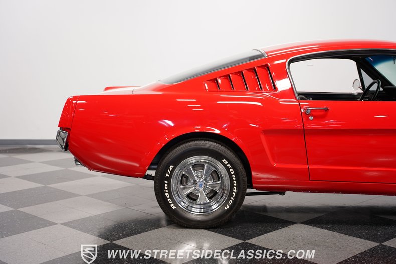 Unknown-Mustang-1965-Rangoon-Red-Black-31