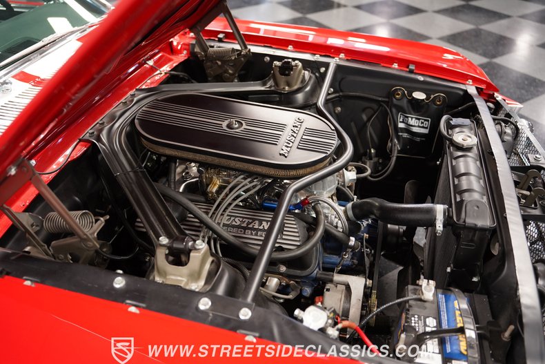 Unknown-Mustang-1965-Rangoon-Red-Black-38