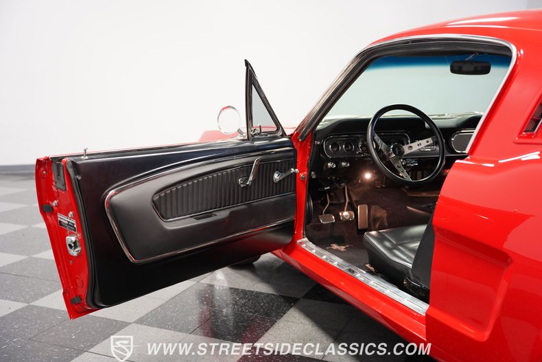 Unknown-Mustang-1965-Rangoon-Red-Black-39
