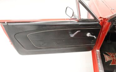 Unknown-Mustang-1965-Rangoon-Red-Black-4