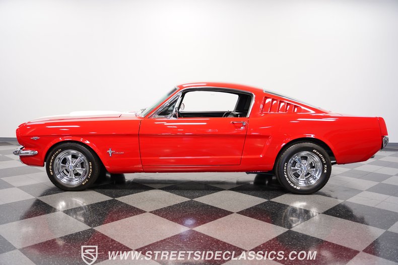 Unknown-Mustang-1965-Rangoon-Red-Black