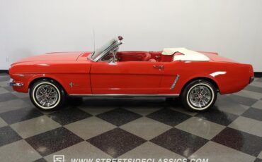 Unknown-Mustang-1965-Rangoon-Red-Red