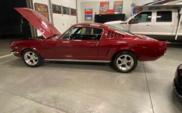 Unknown-Mustang-1965-Red-Black-11