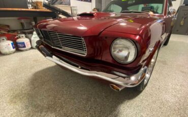 Unknown-Mustang-1965-Red-Black-2