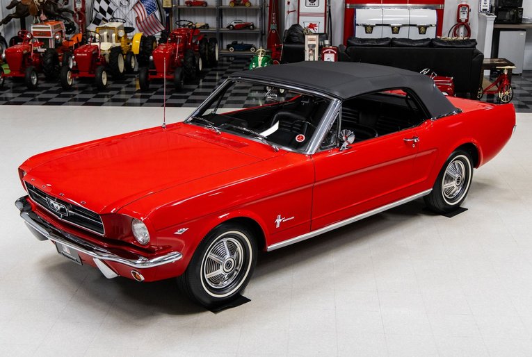 Unknown-Mustang-1965-Red-Black