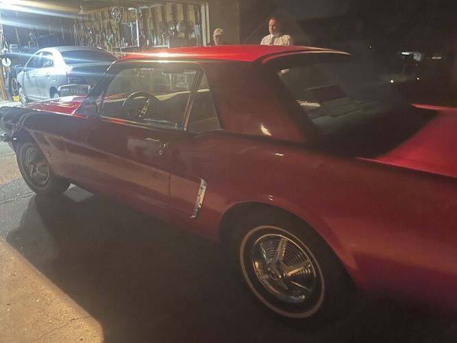 Unknown-Mustang-1965-Red-Gray-6