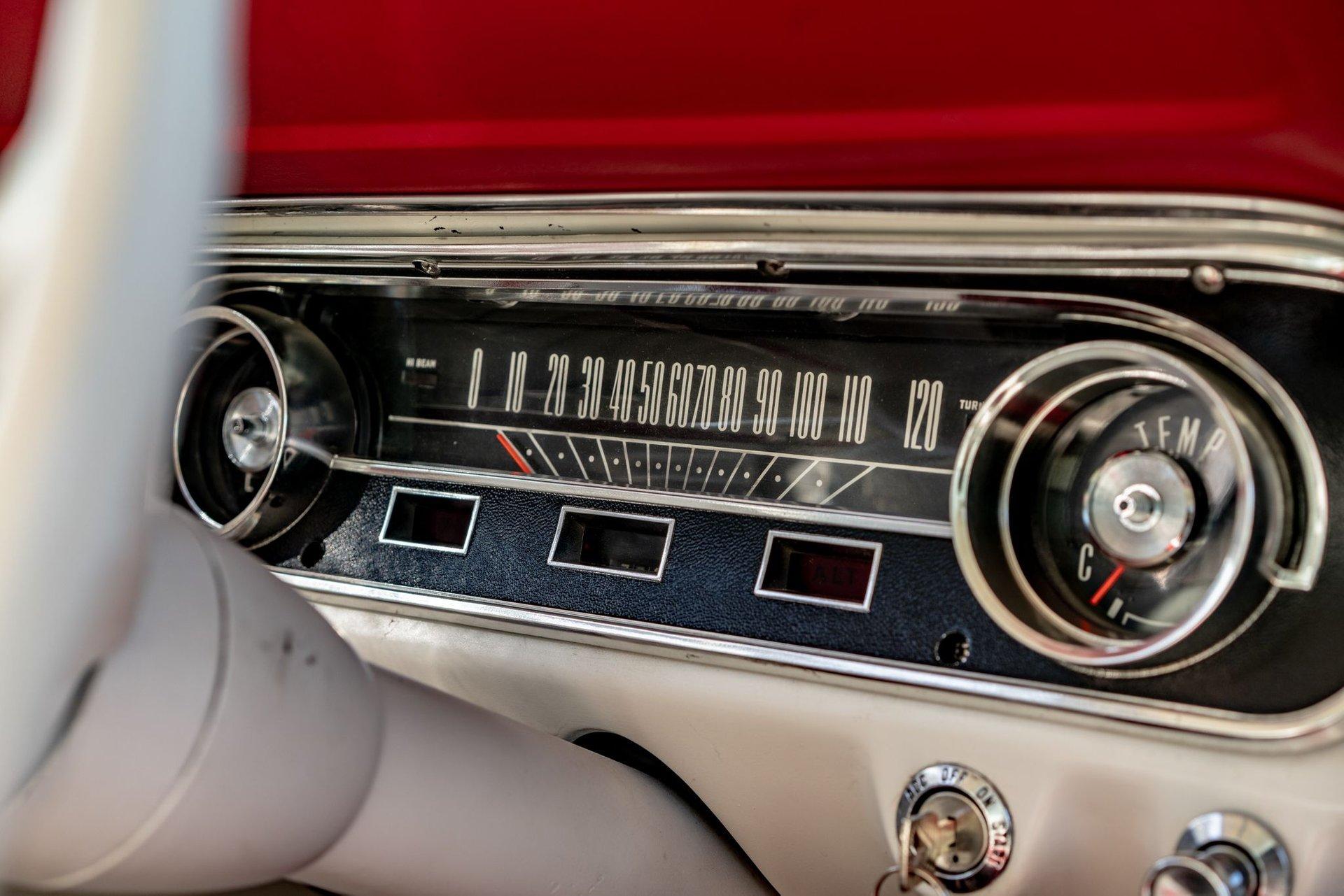 Unknown-Mustang-1965-Red-White-13