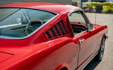 Unknown-Mustang-1965-Red-White-15